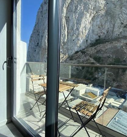 Cp High Floor Luxury Studio Gibraltar Eksteriør billede