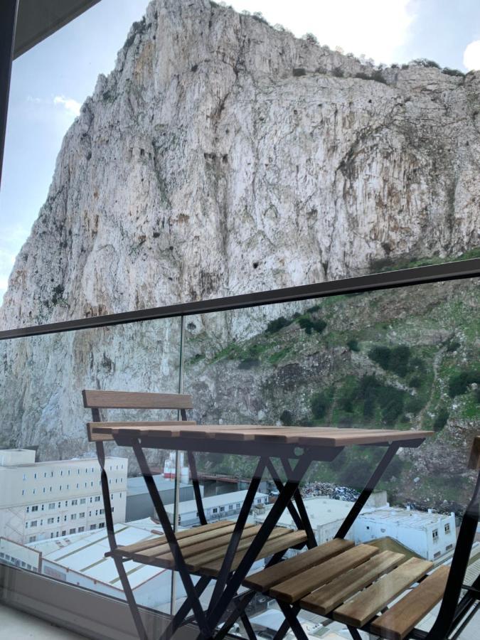Cp High Floor Luxury Studio Gibraltar Eksteriør billede